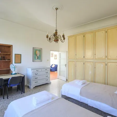 Santo Spirito 3 Bedroom * 佛罗伦萨